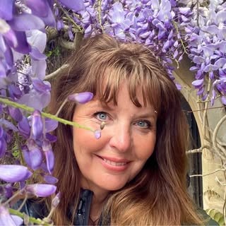 Carrie mitchel Energy Healer Qi Gong at Cowslip Meadows